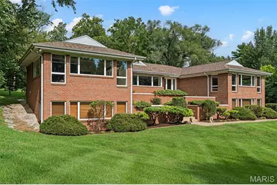 1757 Topping Road, Town and Country, MO 63131 - Photo 93