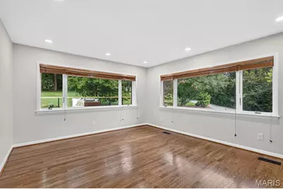 1757 Topping Road, Town and Country, MO 63131 - Photo 47