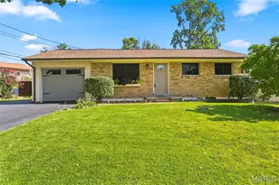 2002 Janiculum Dr, Fenton, MO 63026 - Photo 1
