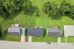 210 E 12th St, Hermann, MO 65041 - Photo 31
