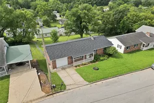210 E 12th St, Hermann, MO 65041 - Photo 5