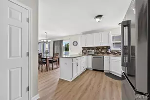 350 Villa Duschene Dr, Warrenton, MO 63383 - Photo 11