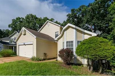 1501 Strawberry Glen Court, Ballwin, MO 63021 - Photo 3