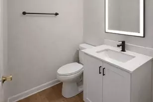 1911 11th St, Saint Louis, MO 63104 - Photo 7