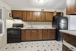 8443 Engler Ave, Saint Louis, MO 63114 - Photo 5