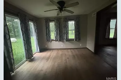 315 N Center Street, Hunnewell, MO 63443 - Photo 9