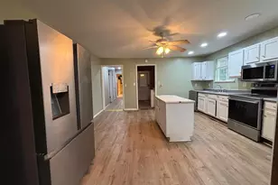 315 N Center St, Hunnewell, MO 63443 - Photo 5