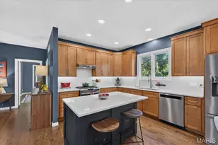 366 W Point Ct, Saint Louis, MO 63130 - Photo 23