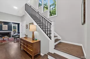 366 W Point Ct, Saint Louis, MO 63130 - Photo 5