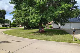 1020 Judy Ln, Troy, MO 63379 - Photo 3