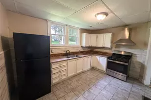423 Fork Dr, Saint Louis, MO 63137 - Photo 5