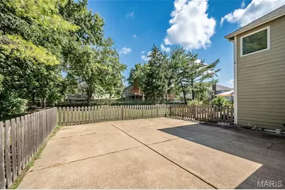 15706 Heathercroft Drive, Chesterfield, MO 63017 - Photo 45
