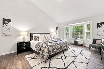 12179 Rule Place Lane, Maryland Heights, MO 63043 - Photo 29