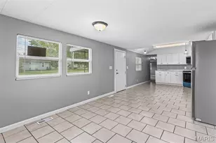 301 9th St, Park Hills, MO 63601 - Photo 7