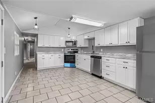301 9th St, Park Hills, MO 63601 - Photo 3