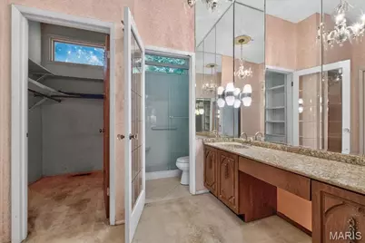 2 Villa Coublay, Frontenac, MO 63131 - Photo 33