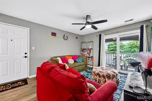 12806 Portulaca Dr, Saint Louis, MO 63146 - Photo 9