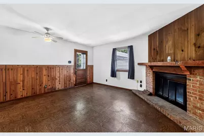 11007 Saint Ambrose Lane, Saint Ann, MO 63074 - Photo 15