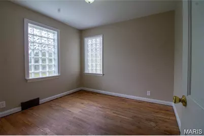9123 Church, Saint Louis, MO 63137 - Photo 7