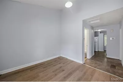 7001 Edison Avenue, Saint Louis, MO 63121 - Photo 25