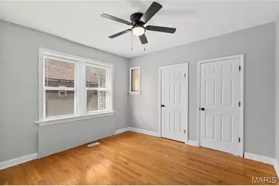 8738 Partridge Avenue, Saint Louis, MO 63147 - Photo 15