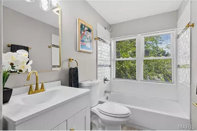 8738 Partridge Avenue, Saint Louis, MO 63147 - Photo 23