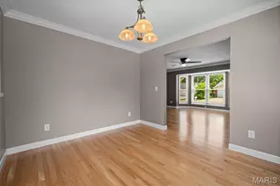 3035 Arrowhead Point Dr, Saint Louis, MO 63129 - Photo 9