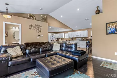6145 J-M Court, French Village, MO 63036 - Photo 37