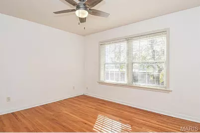 8154 Whitburn Avenue #2W, Saint Louis, MO 63106 - Photo 17