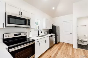 4350 Fairview Ave, Saint Louis, MO 63116 - Photo 33