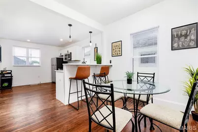4350 Fairview Avenue, Saint Louis, MO 63116 - Photo 7