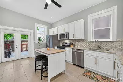 2621 Nebraska Avenue, Saint Louis, MO 63118 - Photo 9