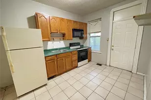 1816 Annie Malone Dr, Saint Louis, MO 63113 - Photo 9