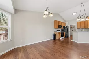 215 Old Chesapeake Dr, Wentzville, MO 63385 - Photo 11