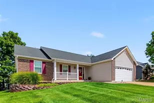 215 Old Chesapeake Dr, Wentzville, MO 63385 - Photo 47