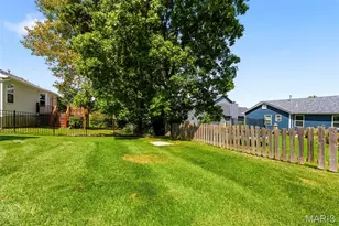 215 Old Chesapeake Dr, Wentzville, MO 63385 - Photo 41