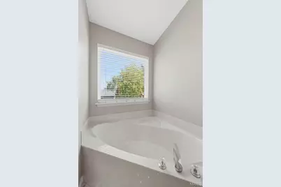 215 Old Chesapeake Drive, Wentzville, MO 63385 - Photo 25