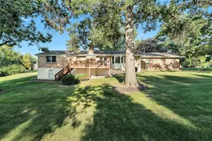 1949 Roth Dr, Saint Louis, MO 63131 - Photo 41