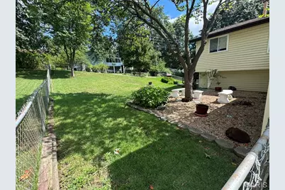 353 Bellestri Drive, Ballwin, MO 63021 - Photo 61