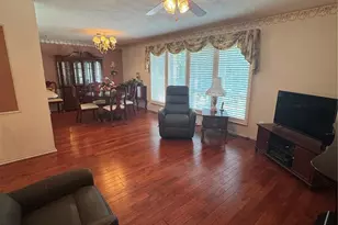353 Bellestri Dr, Ballwin, MO 63021 - Photo 9