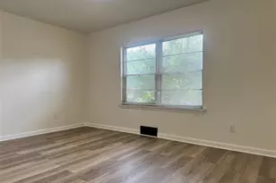 2516 Center Ave, Jennings, MO 63136 - Photo 17