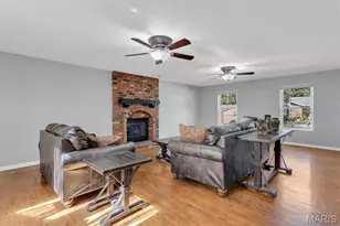 7130 Shady Hill Dr, Saint Louis, MO 63129 - Photo 13
