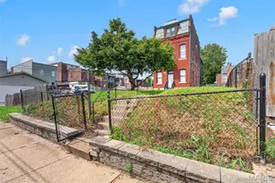 2209 Shenandoah Ave, Saint Louis, MO 63104 - Photo 3