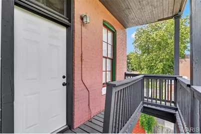 2209 Shenandoah Avenue, Saint Louis, MO 63104 - Photo 9