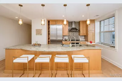 232 N Kingshighway Boulevard #1107, Saint Louis, MO 63108 - Photo 5