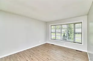 1436 Cove Ln, Saint Louis, MO 63138 - Photo 5