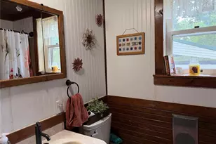 488 Becker Rd, Shelbyville, MO 65565 - Photo 9
