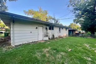 10133 Maraldo Pl, Saint Louis, MO 63137 - Photo 11