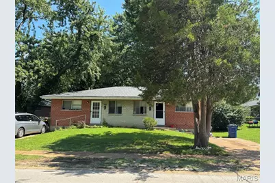 4522 Country Lane, Saint Ann, MO 63074 - Photo 1