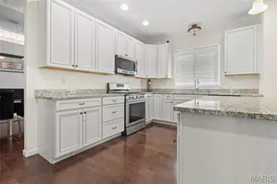 1625 Emerald Creek Dr, Florissant, MO 63031 - Photo 15